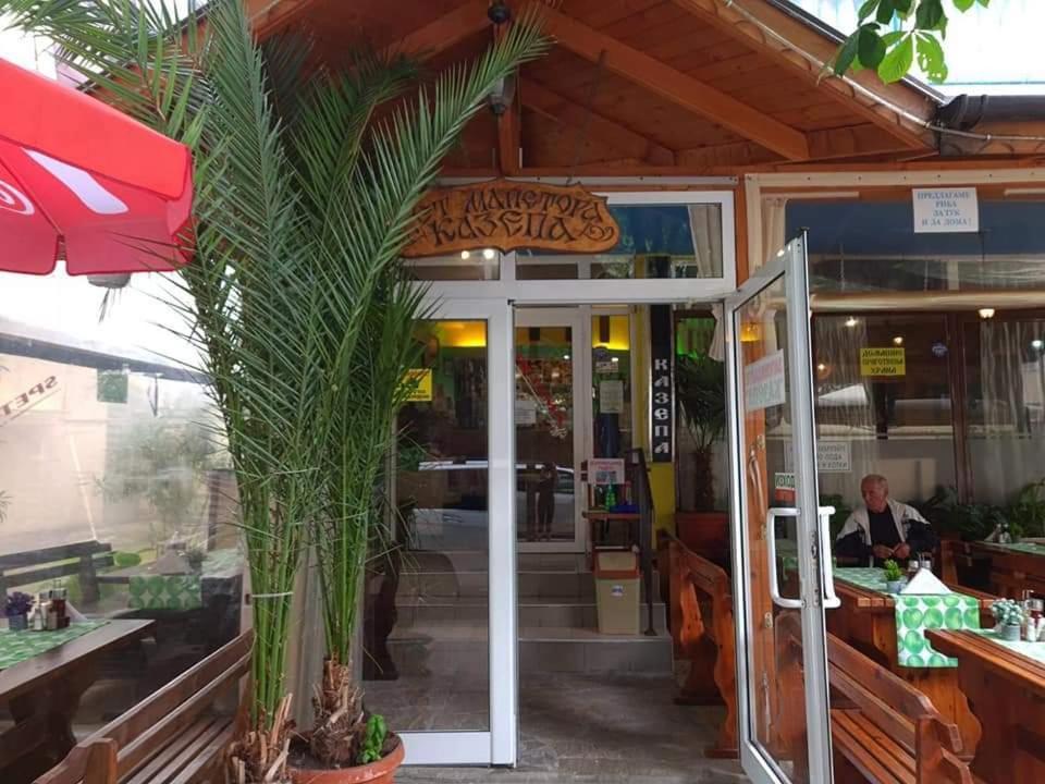 Family Hotel Four Seasons Tsarevo Εξωτερικό φωτογραφία