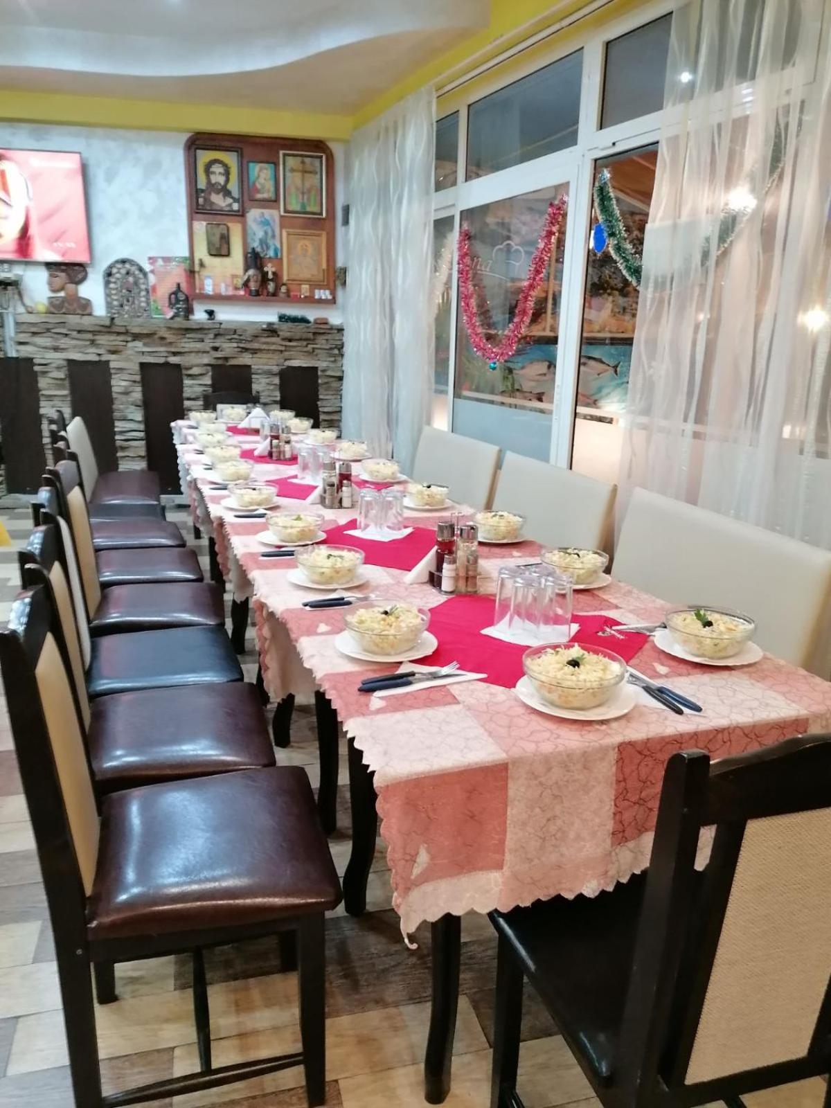 Family Hotel Four Seasons Tsarevo Εξωτερικό φωτογραφία