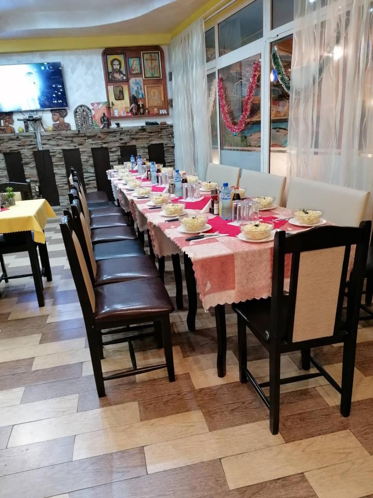 Family Hotel Four Seasons Tsarevo Εξωτερικό φωτογραφία