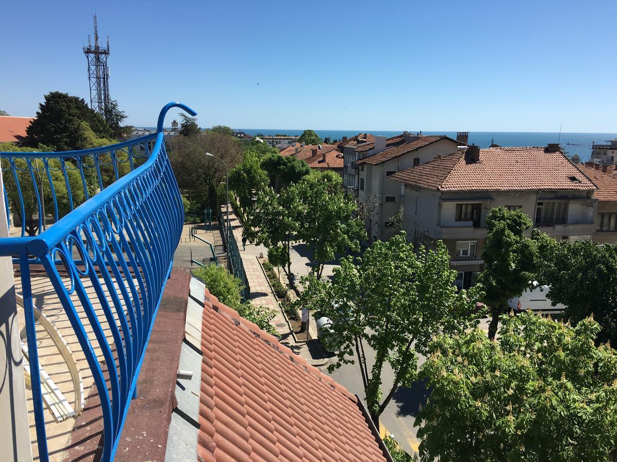 Family Hotel Four Seasons Tsarevo Εξωτερικό φωτογραφία