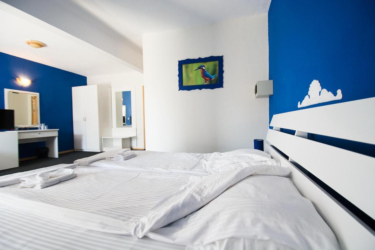 Family Hotel Four Seasons Tsarevo Εξωτερικό φωτογραφία